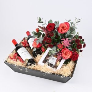 Gavekasse med rød buket - Send blomster med Bloomit