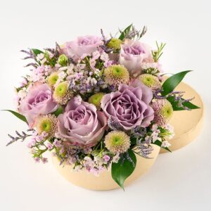 Hyggelig blomsteræske - Send blomster med Bloomit