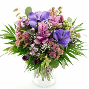 Lav buket, floristens valg - Send blomster med Bloomit