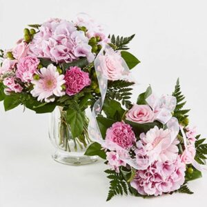 Mor- og barn buket i lyserød - Send blomster med Bloomit