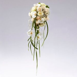 Romantisk dråbeformet brudebuket - Send blomster med Bloomit